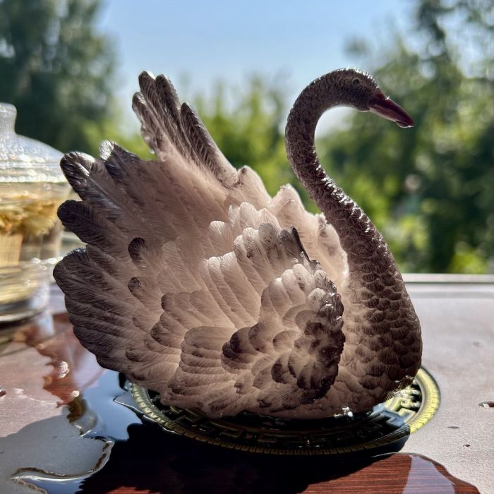 Фігурка Лебідь ( Змінює колір)